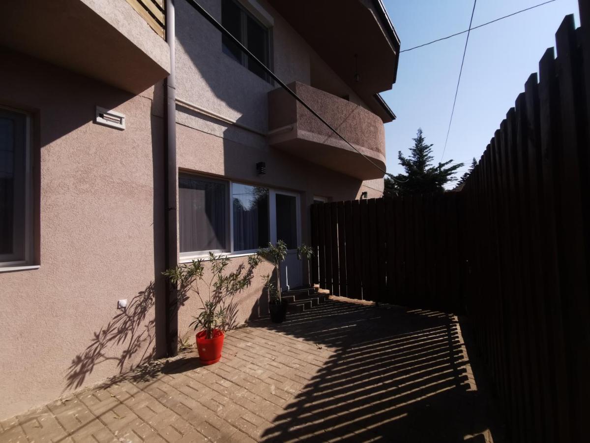 Crown Apartments سكوبجي المظهر الخارجي الصورة