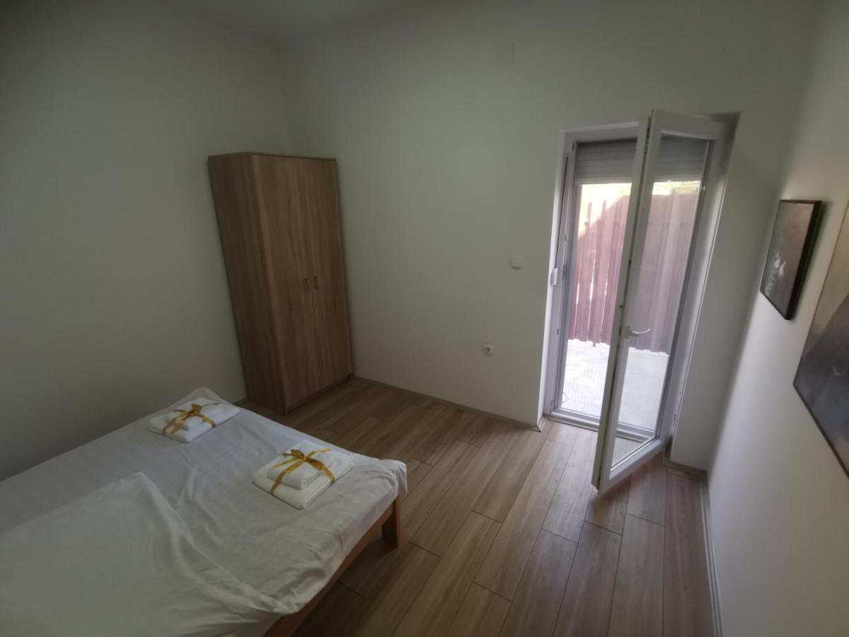 Crown Apartments سكوبجي المظهر الخارجي الصورة